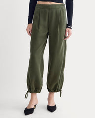 The Chino Jogger in Buttersoft | Dark Forest