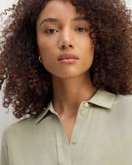 The Must-Have Shirt in Washable Silk | Seagrass