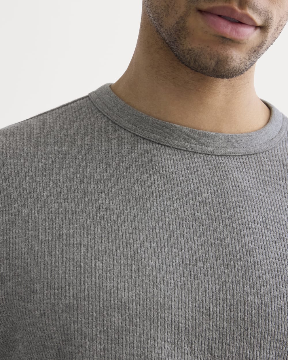 Thermal Crew in Cozy Waffle | Heathered Charcoal