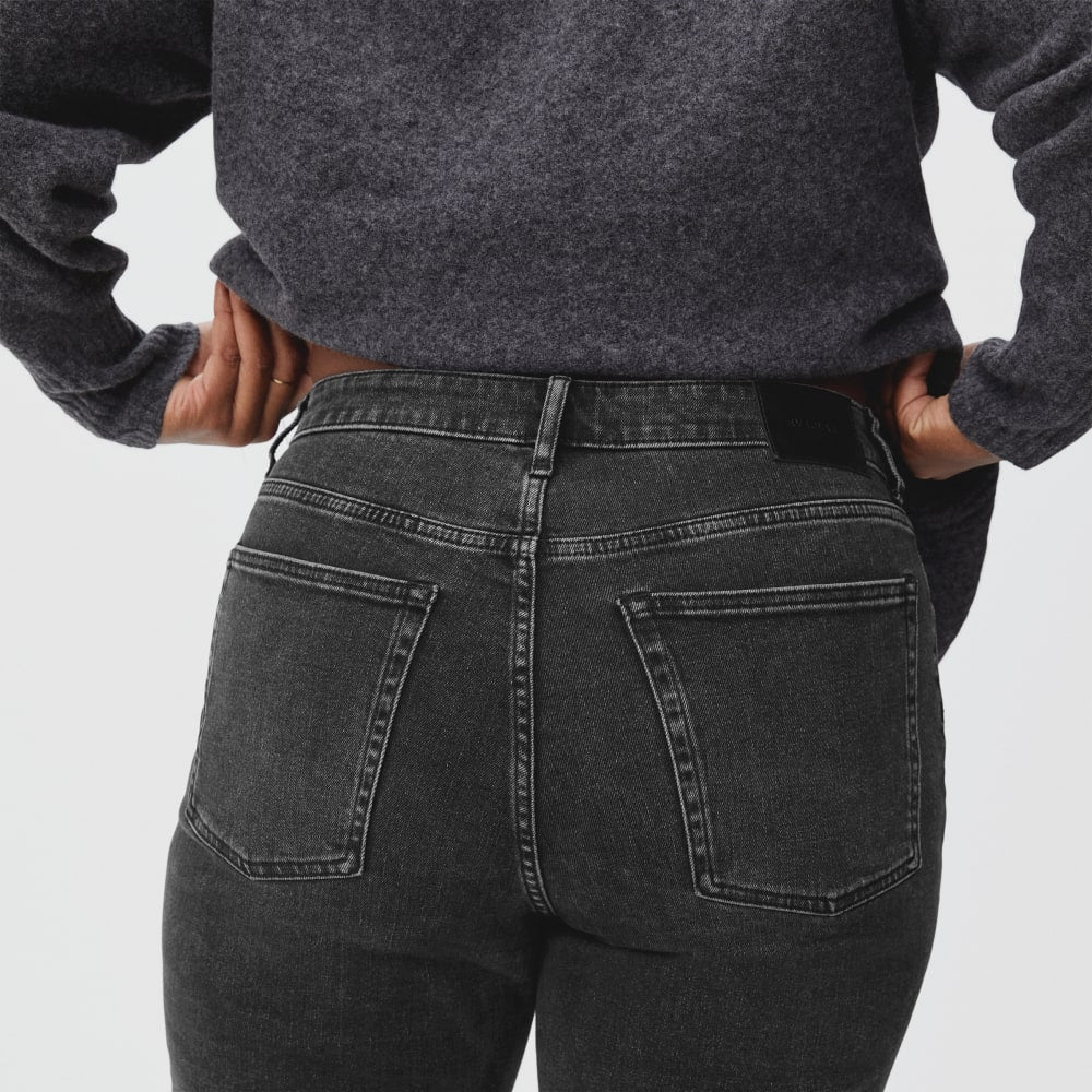 The Curvy Cheeky® Straight Jean | Washed Black | 28.5 Inseam