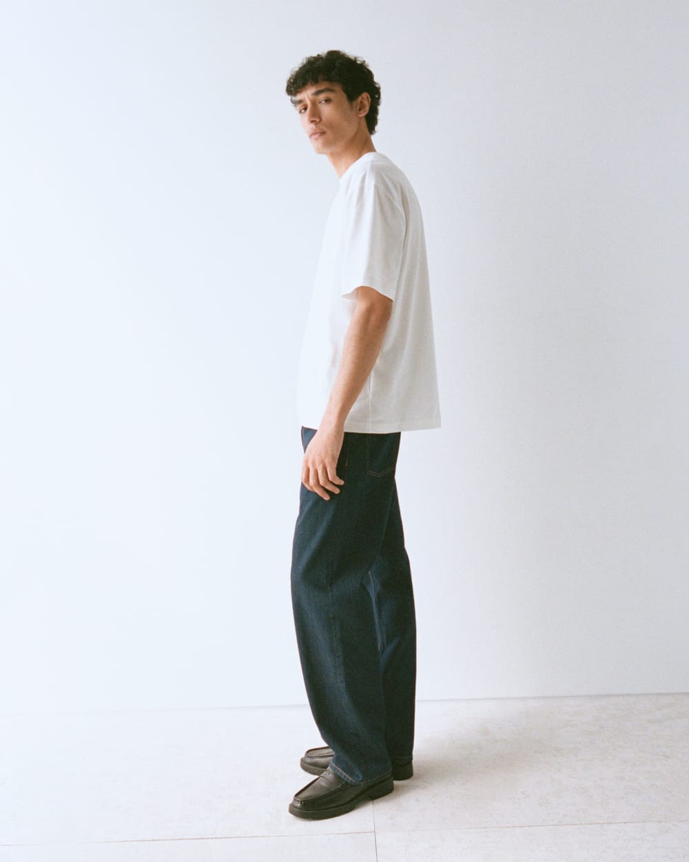 Archive Cotton Relaxed-Fit Crew | White