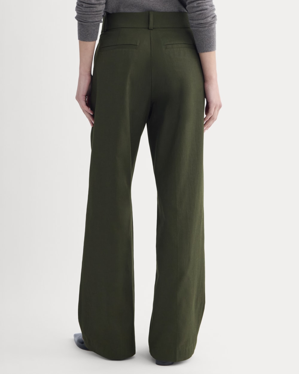 Wide-Leg Trouser in Buttersmooth | Dark Green | 30 Inseam