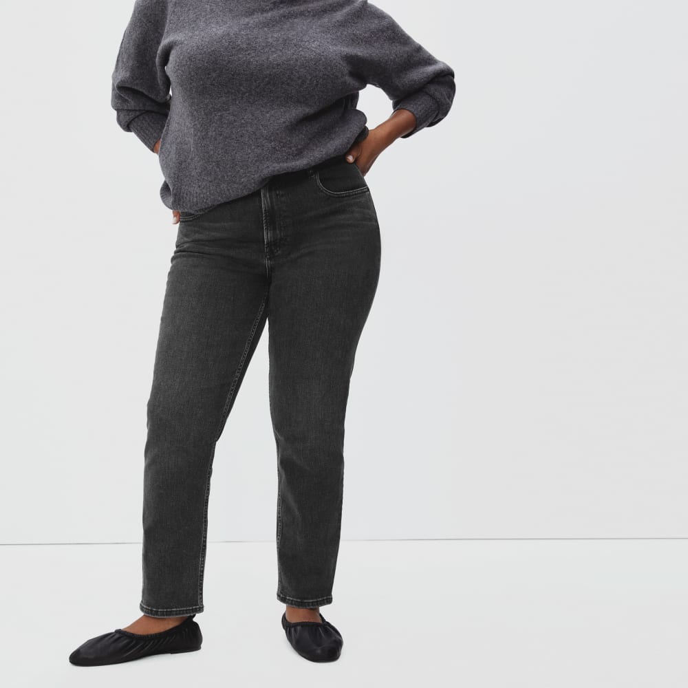 The Curvy Cheeky® Straight Jean | Washed Black | 28.5 Inseam
