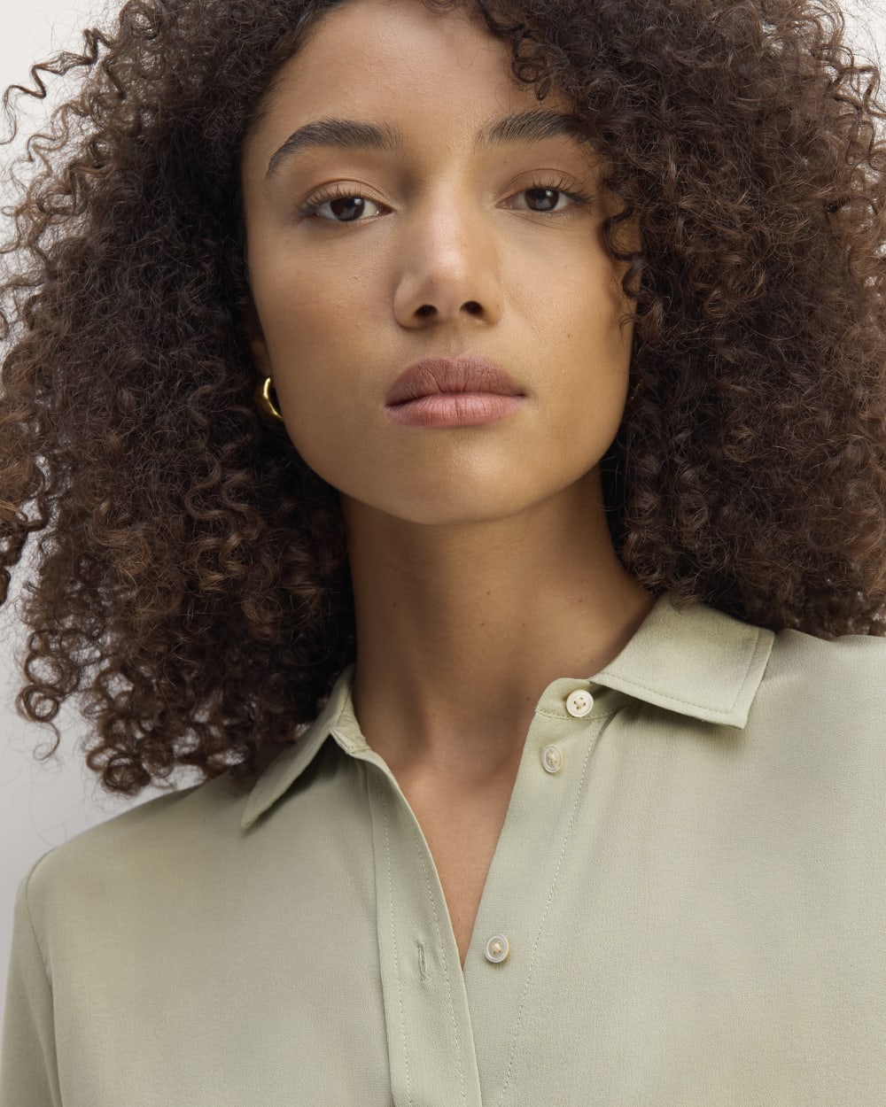 The Must-Have Shirt in Washable Silk | Seagrass